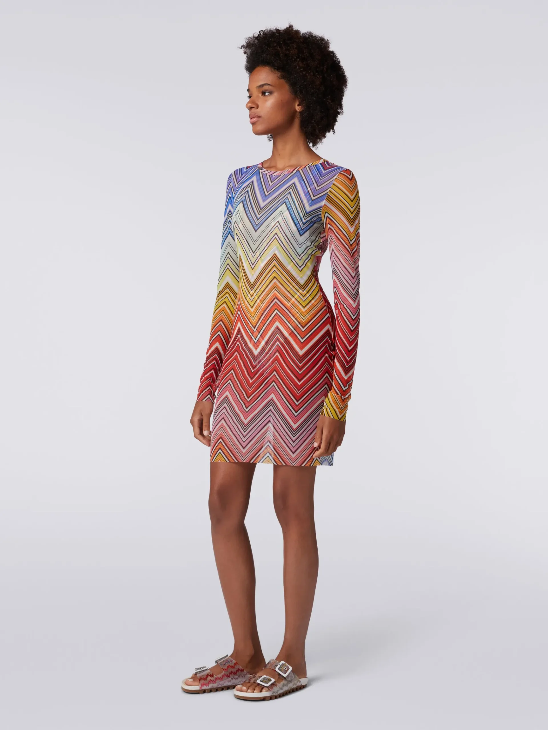 Beach dress in zigzag print tulle
