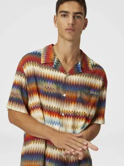 Bowling shirt with gradient micro zig zag print and breast pocket