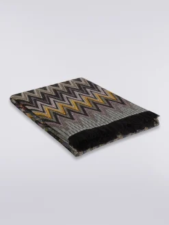 Chen 140x200 cm wool blend zigzag plaid blanket with sequins