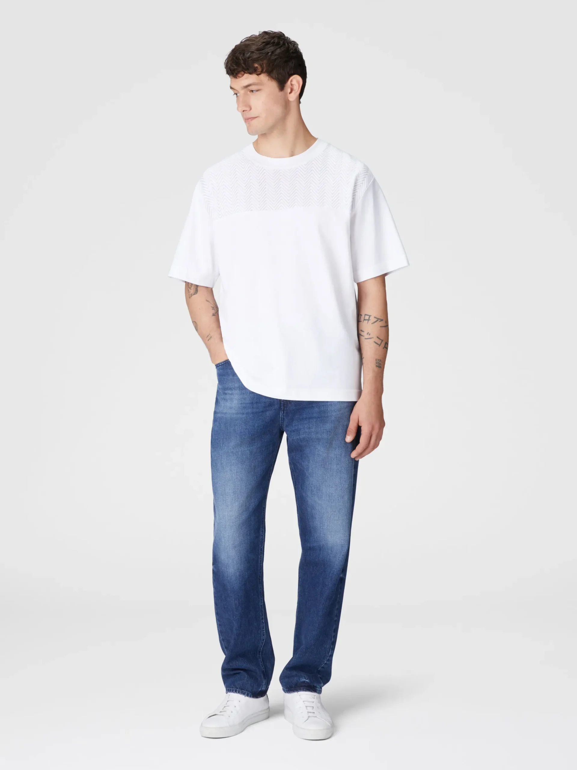 Cotton crewneck T-shirt with tone-on-tone zigzag insert