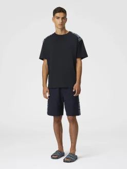 Cotton crewneck T-shirt with chevron inserts on the shoulders