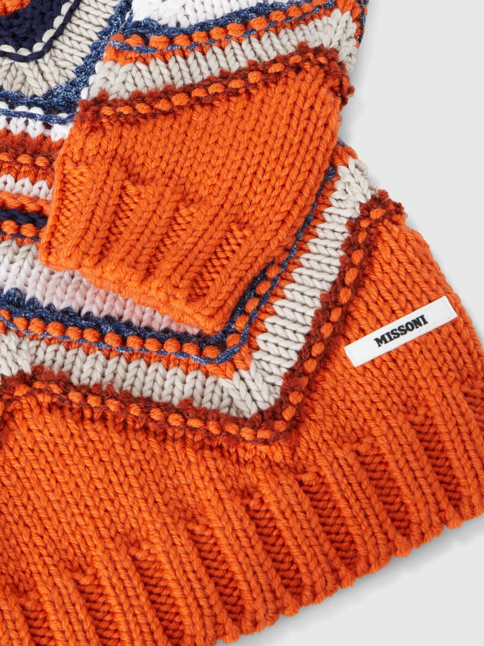 Crewneck pullover in cotton and wool blend