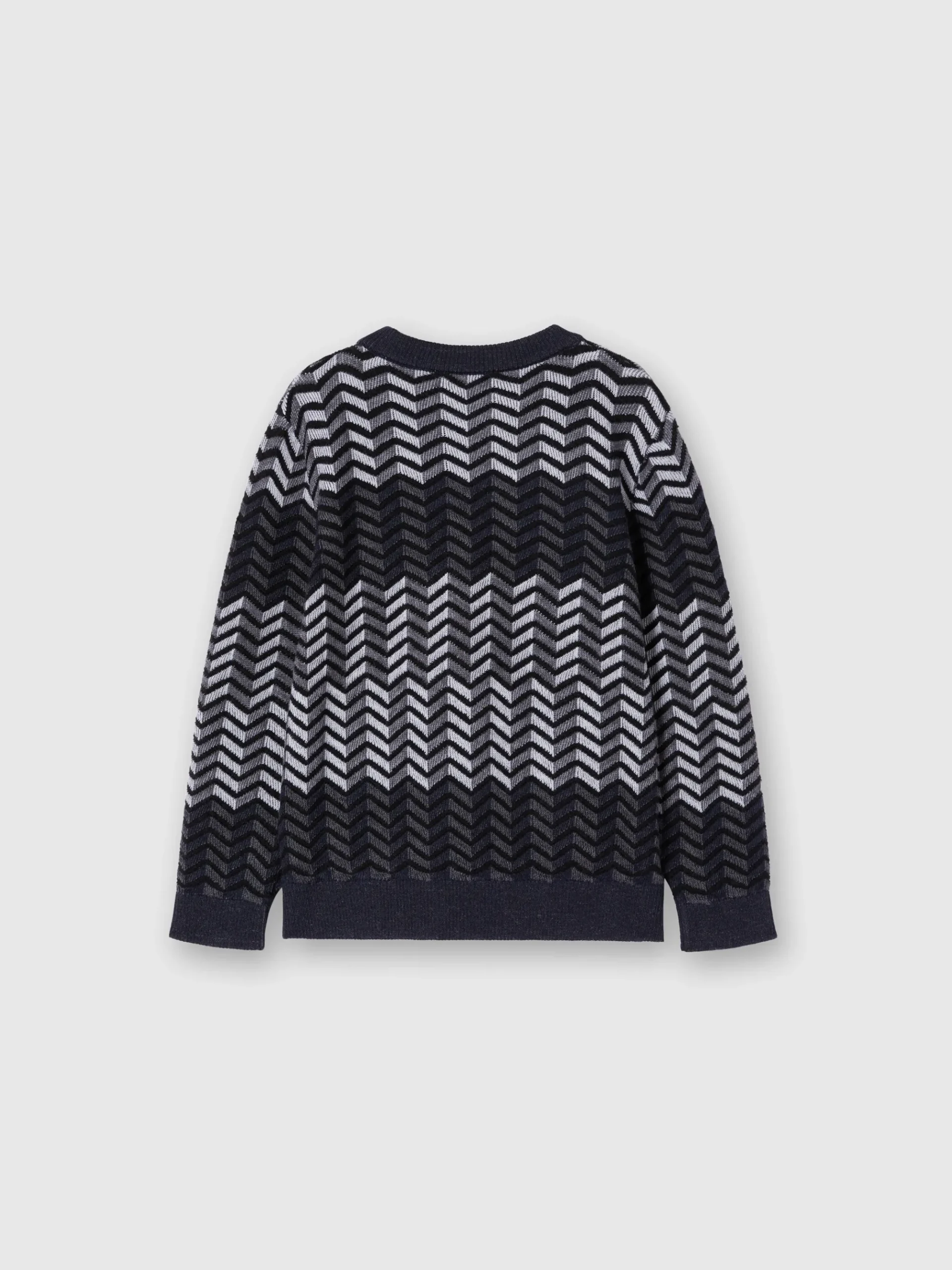 Crewneck sweater in zigzag virgin wool