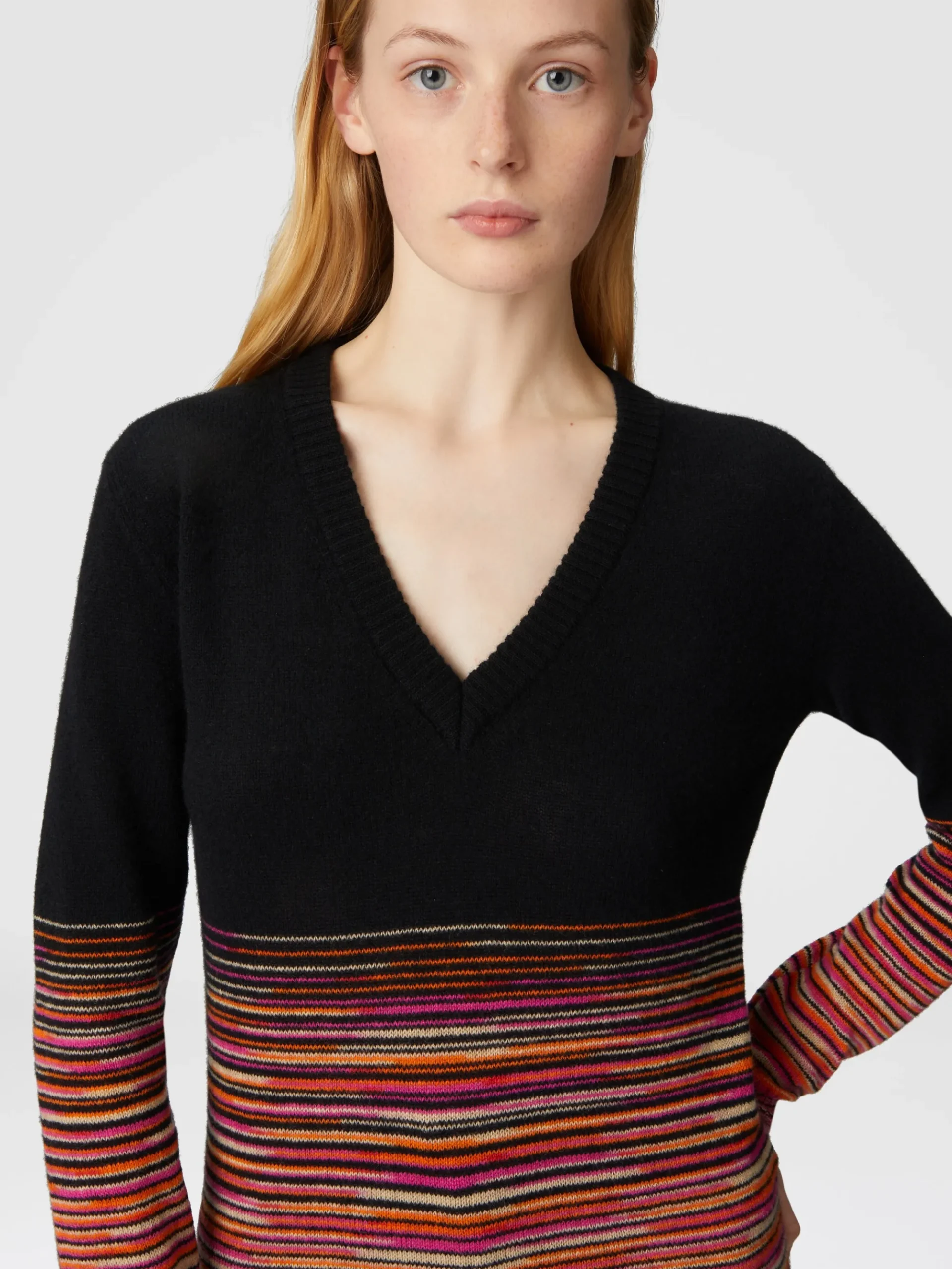 Dégradé slub cashmere sweater with V-neck
