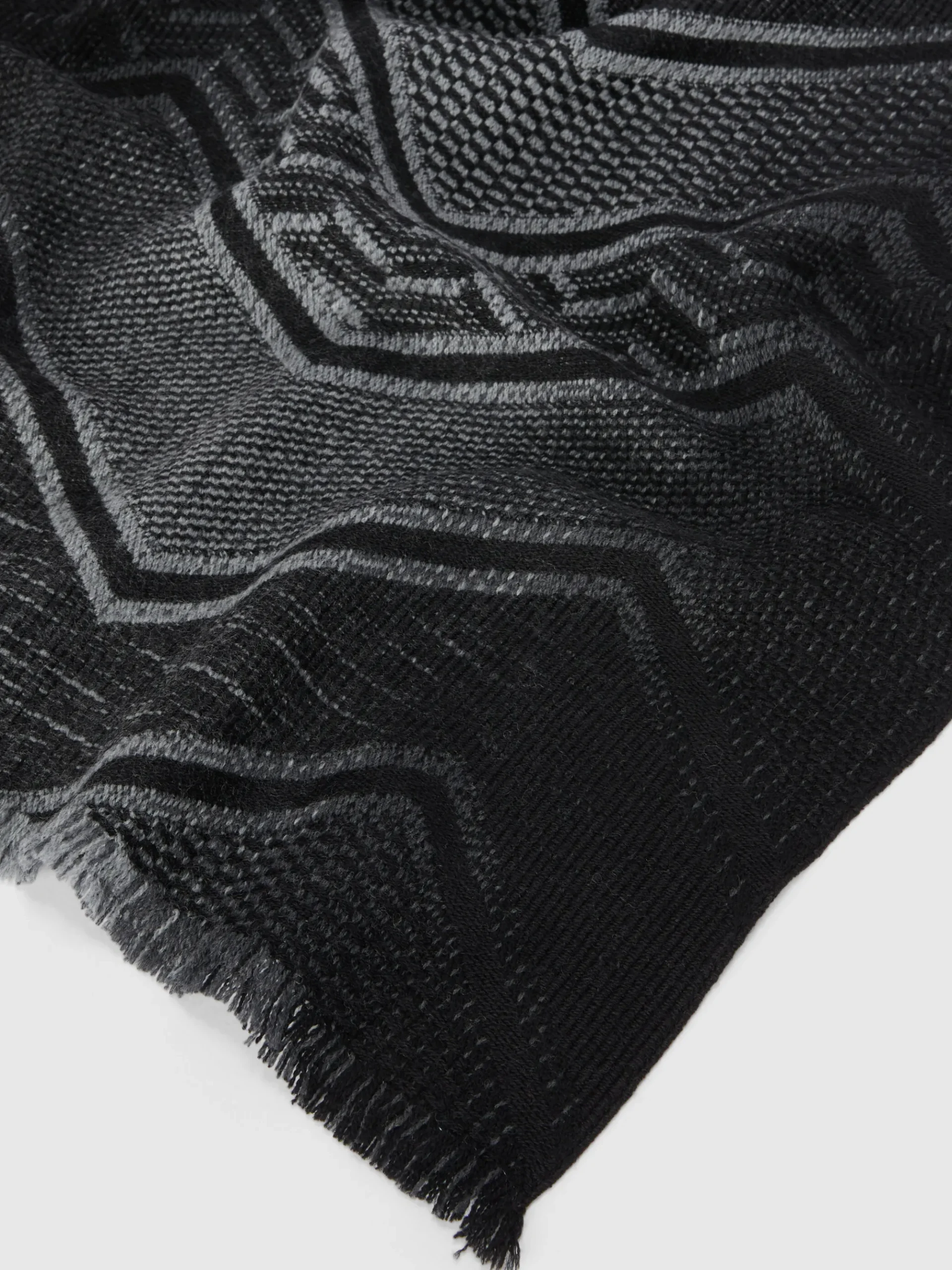 Dégradé wool blend scarf