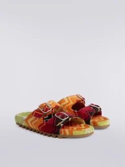 Double zigzag foam sandals