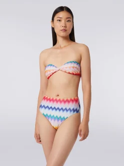 High-waisted bikini bottom in zigzag print fabric