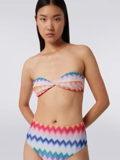 High-waisted bikini bottom in zigzag print fabric