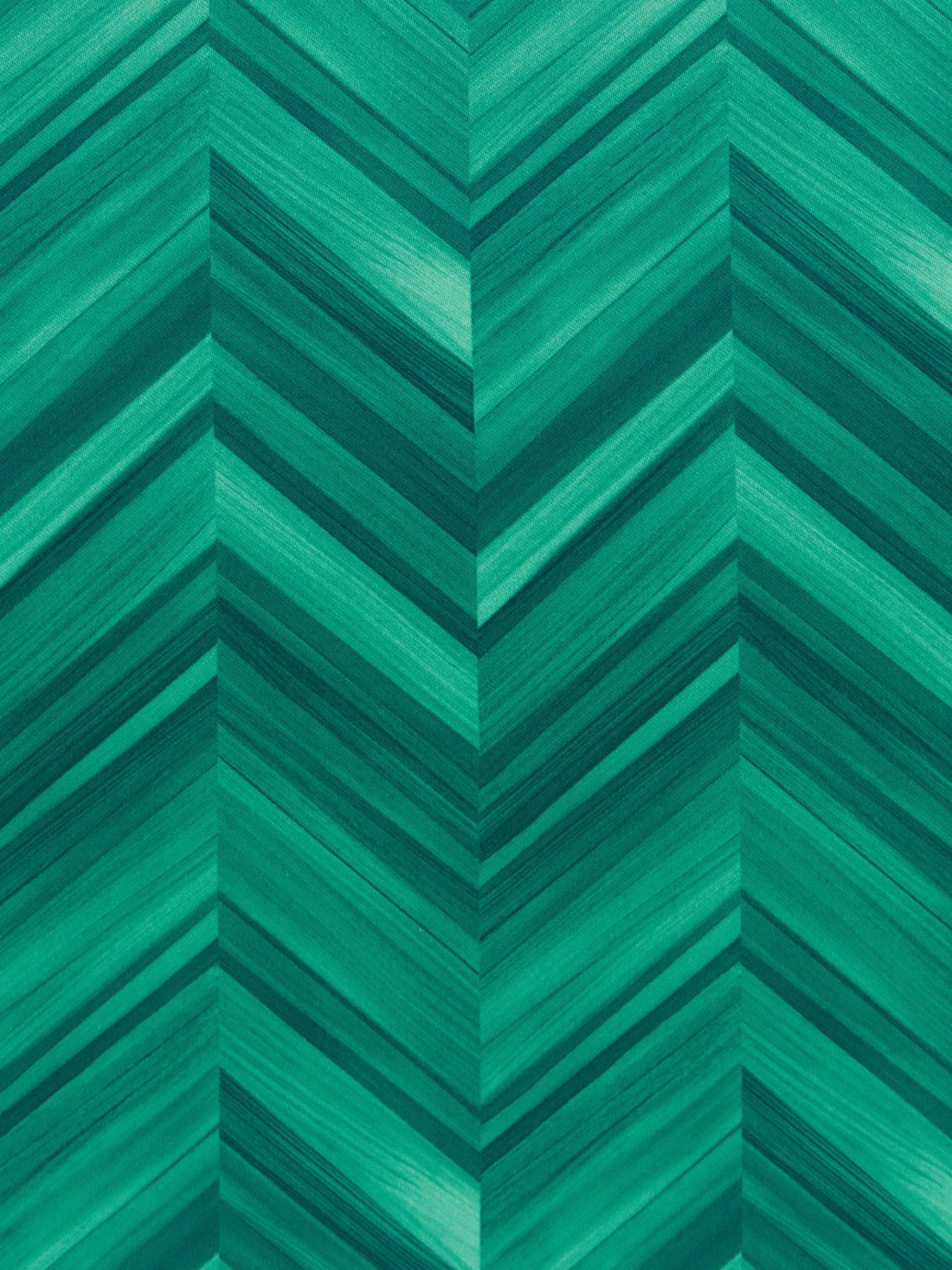 Layers 40x40x40 cm footstool cube in chevron cotton sateen