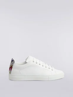 Leather trainers with chevron knit details