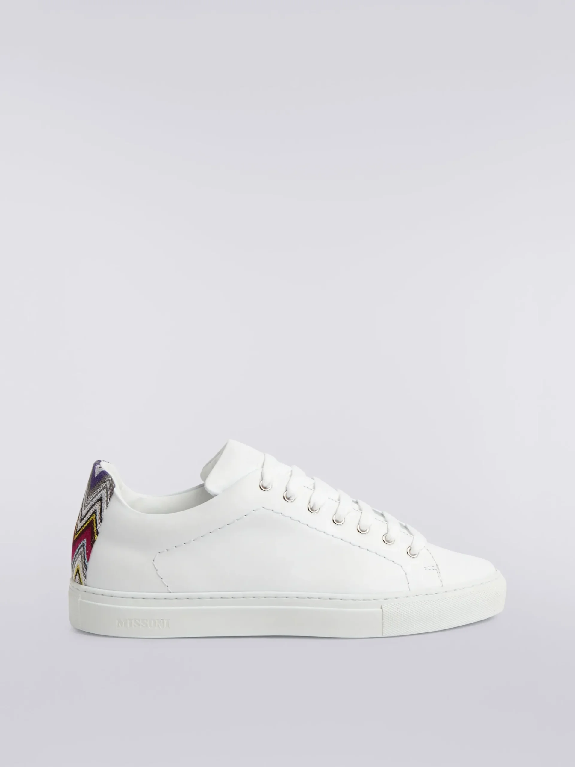 Leather trainers with chevron knit details