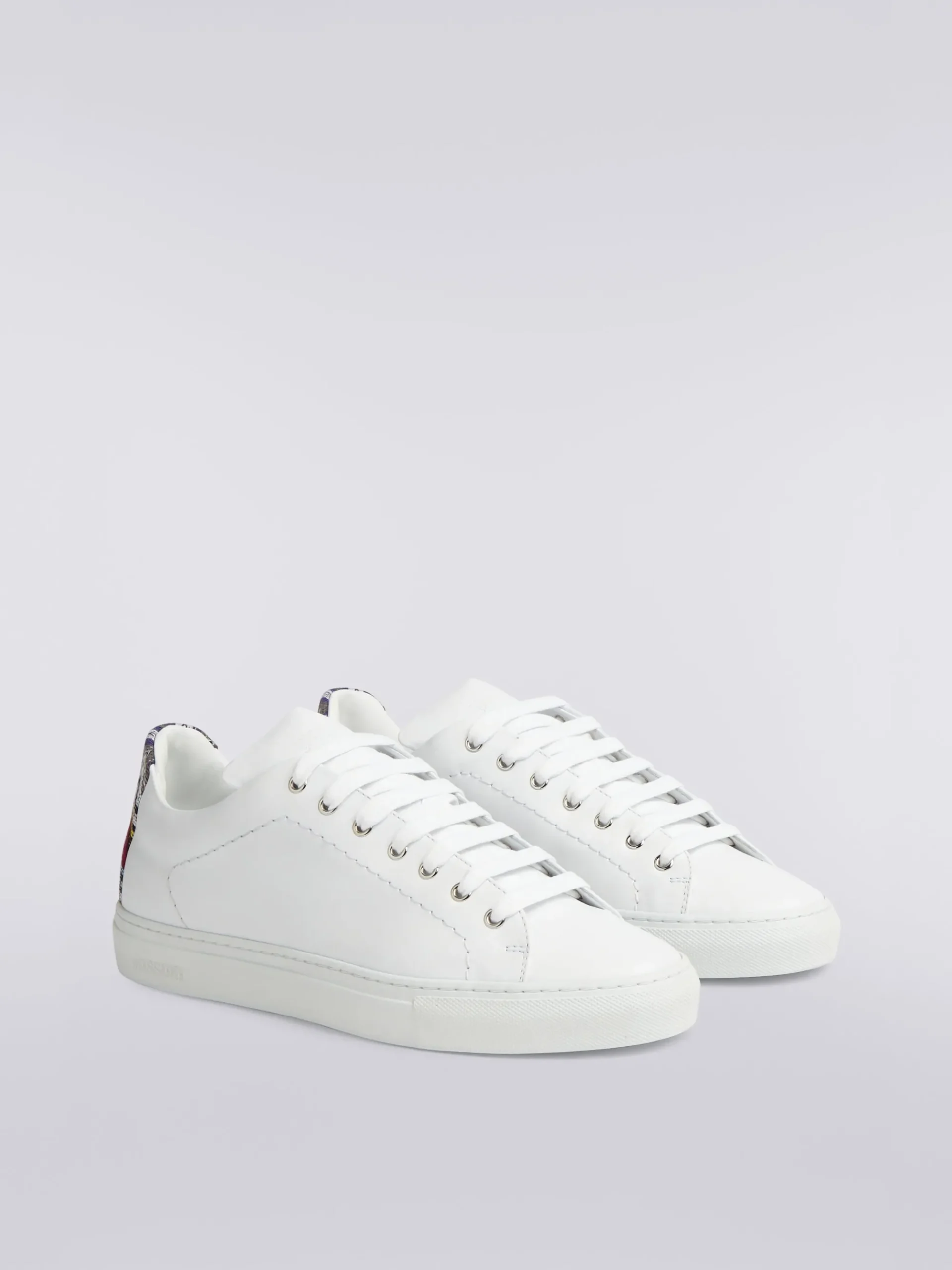 Leather trainers with chevron knit details
