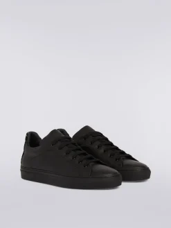 Leather trainers with slub insert