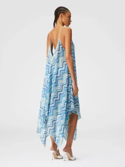 Long cover-up with neck scarf cut in chevron crochet lamé