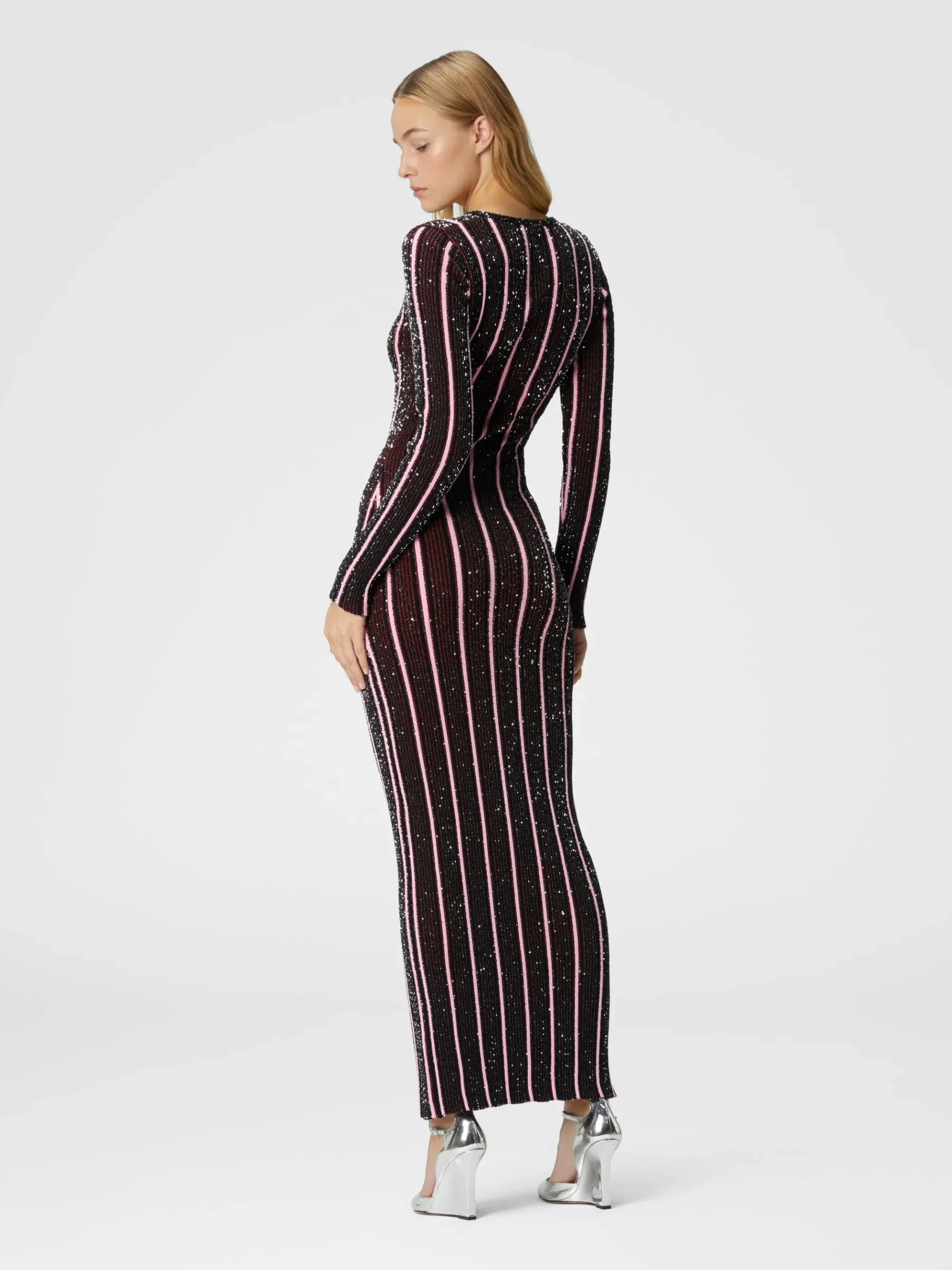 Long ribbed ribbed dress with sequins