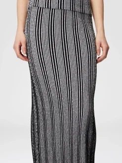 Long ribbed ribbed skirt with sequins