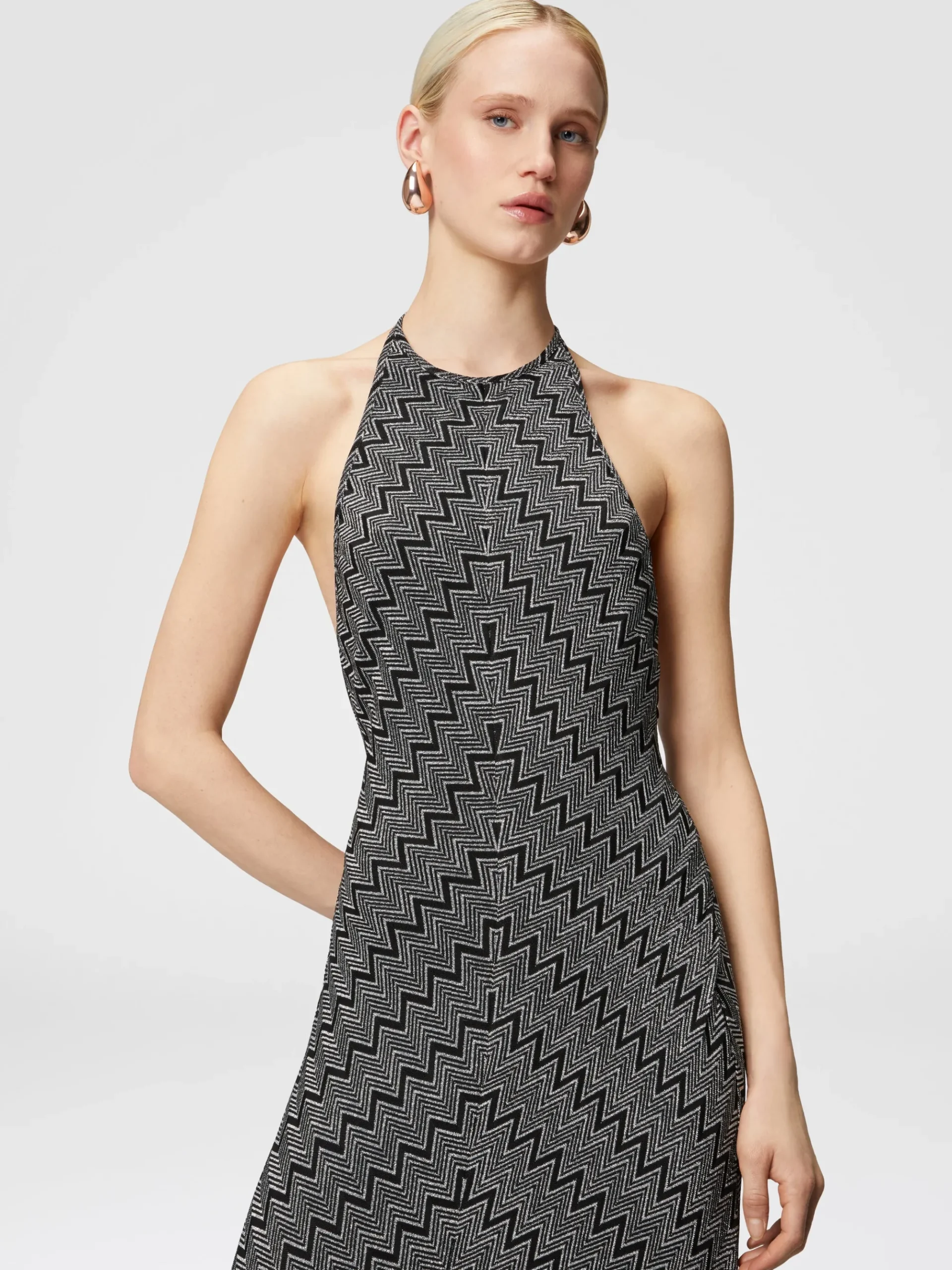 Long zigzag lamé dress with halter neckline