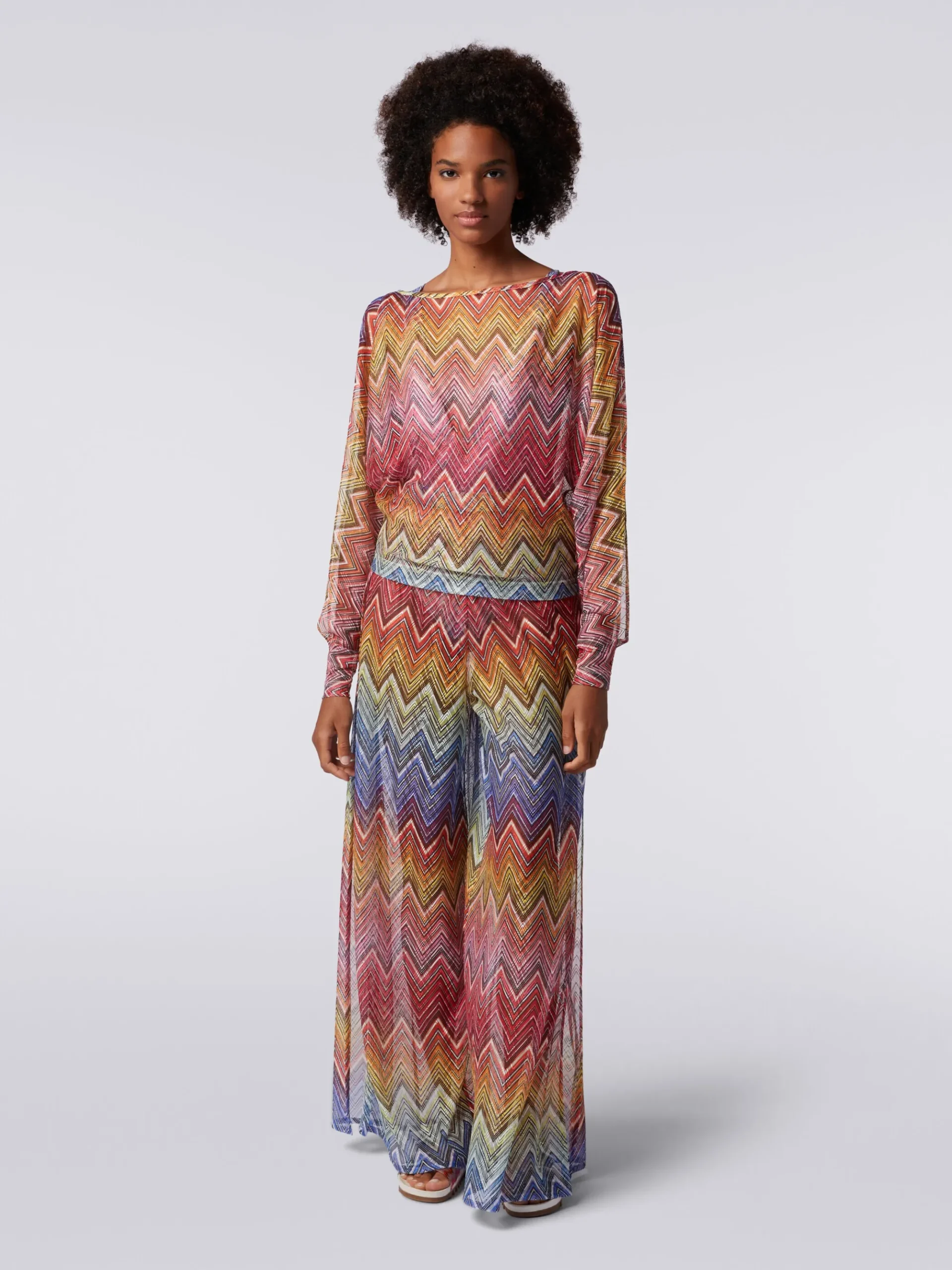 Long-sleeved blouse in zigzag print fabric