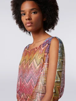 Long-sleeved blouse in zigzag print fabric