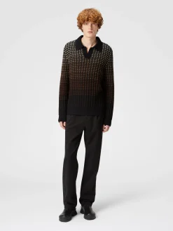 Long-sleeved polo shirt in textured virgin wool knit