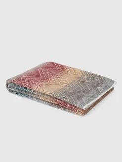 Marea 130x190 cm wool plaid blanket with chevron pattern
