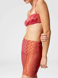 Minskirt cover-up in stretch nylon zig zag lamé