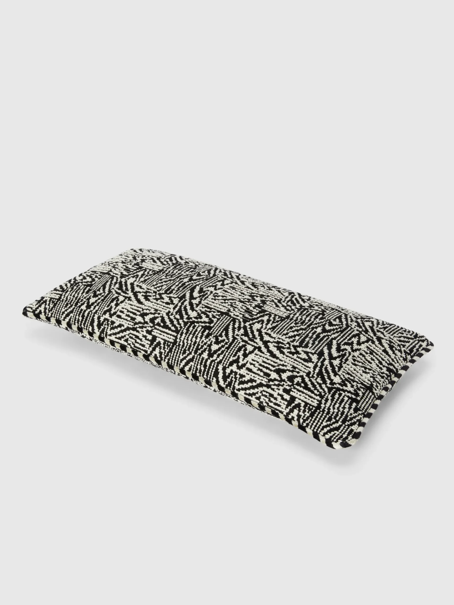 Noise 30x60 cm cushion with bouclé work