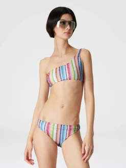 One-shoulder bikini with zig zag print