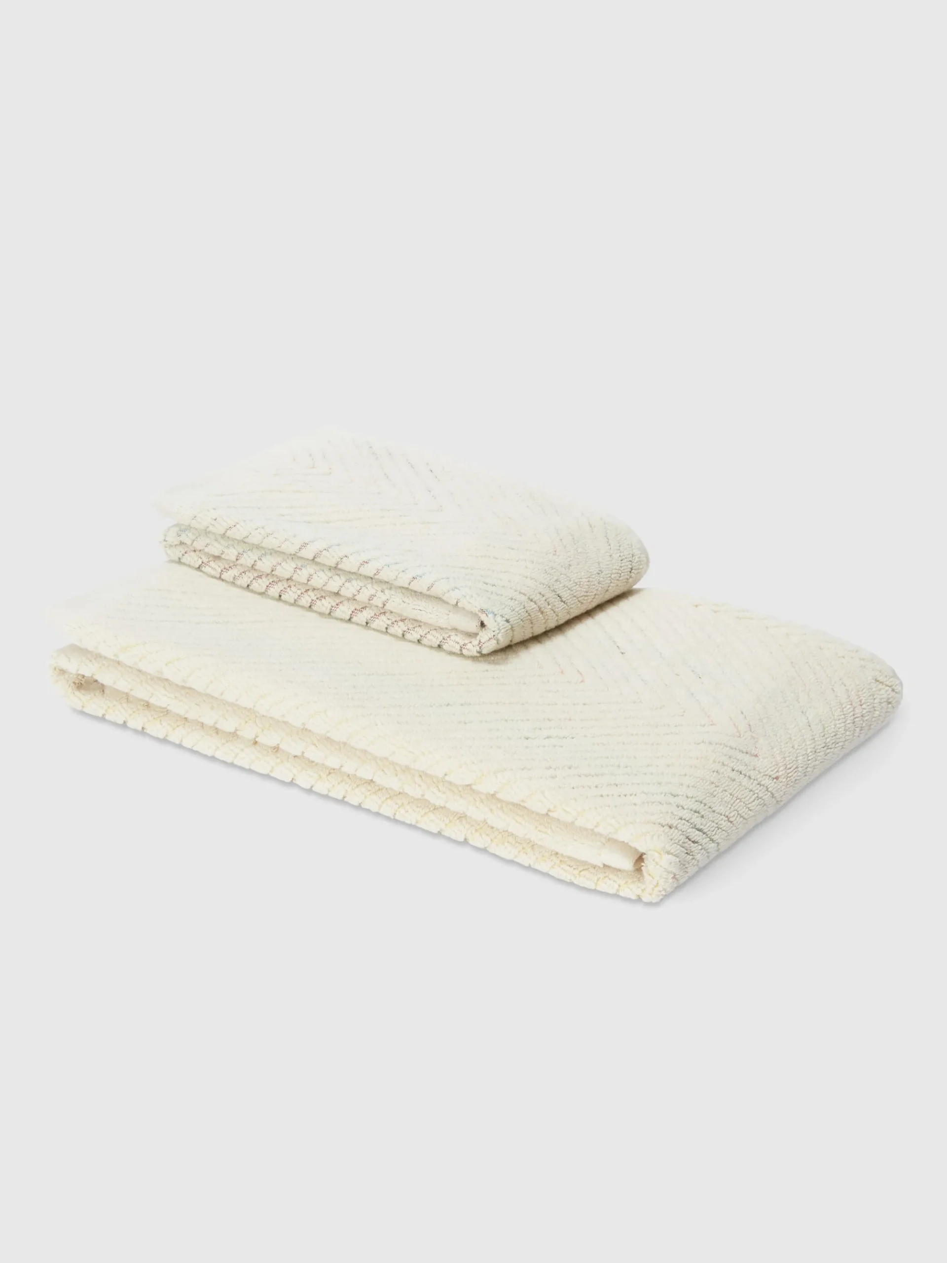 2-piece Harmony bath towel set in cotton terry with chevron pattern