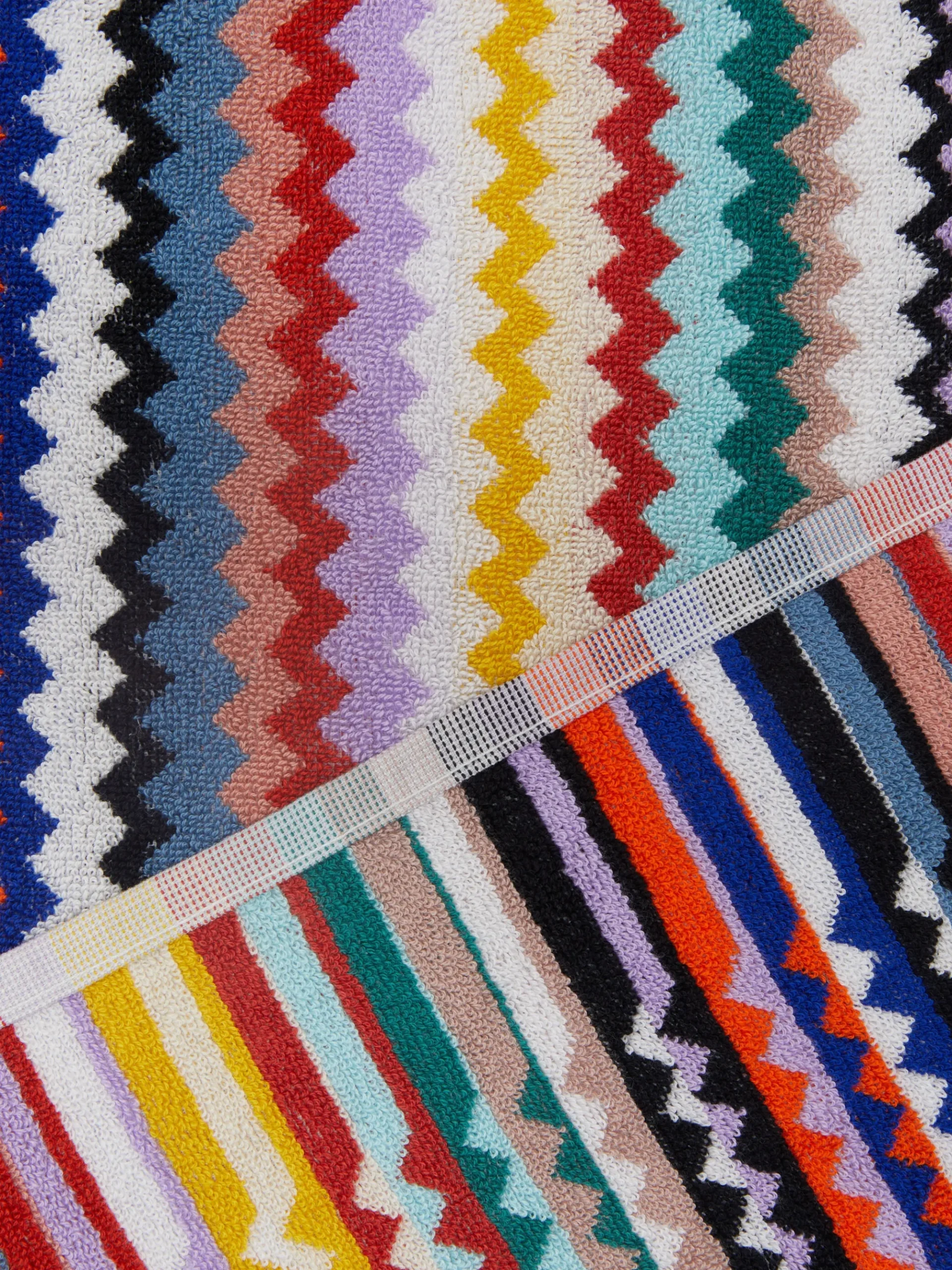 Riverbero 150x100 cm bath towel in zigzag cotton terry cloth