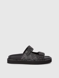 Sandals with double band in zig zag fabric