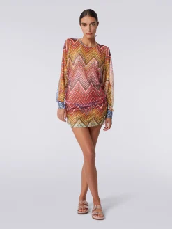 Short cover up dress in zigzag print fabric