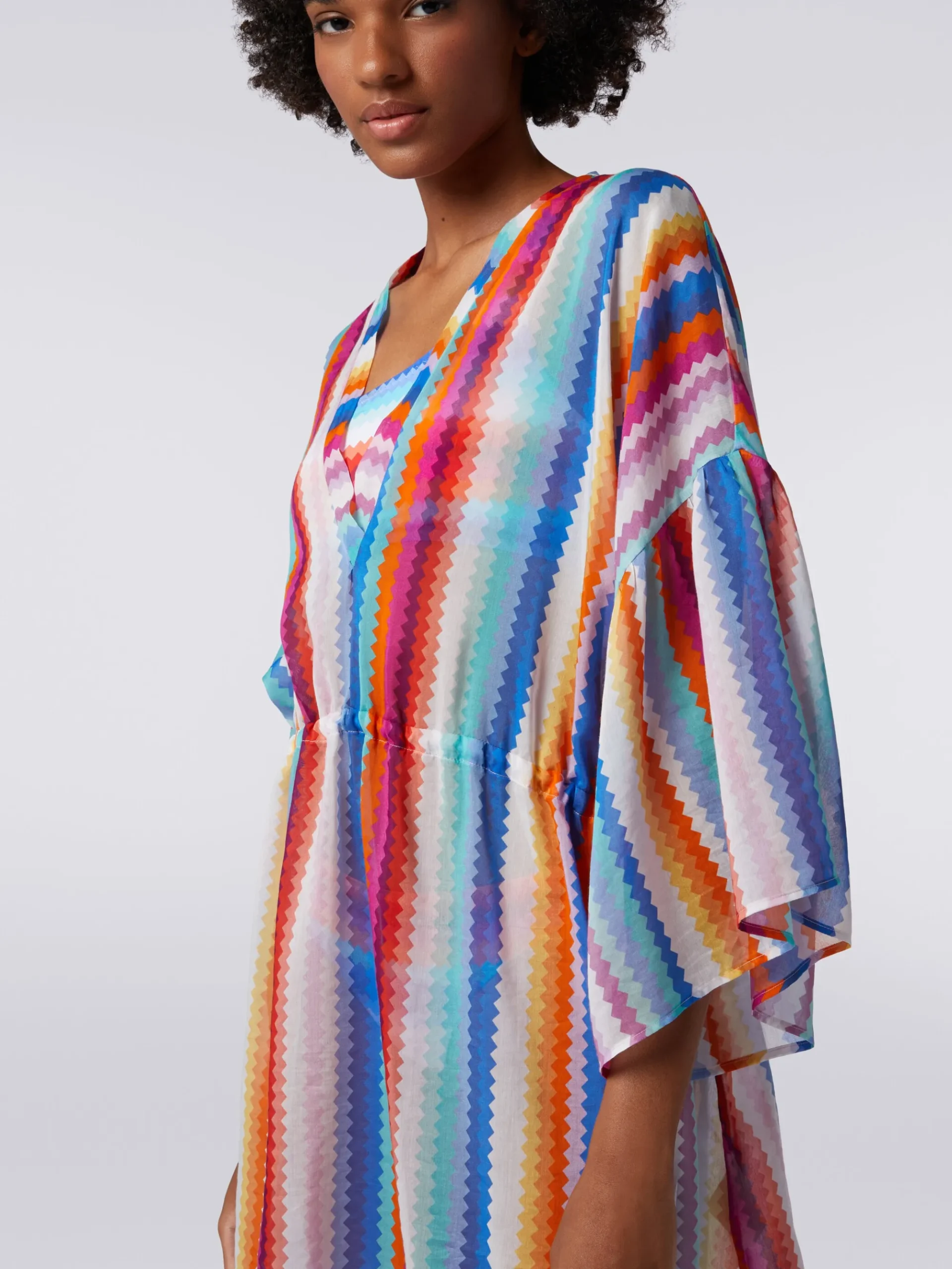 Short cover up kaftan in zigzag cotton and silk