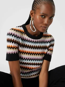 Short-sleeved crewneck pullover in zigzag wool