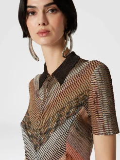Short-sleeved lamé knit polo shirt