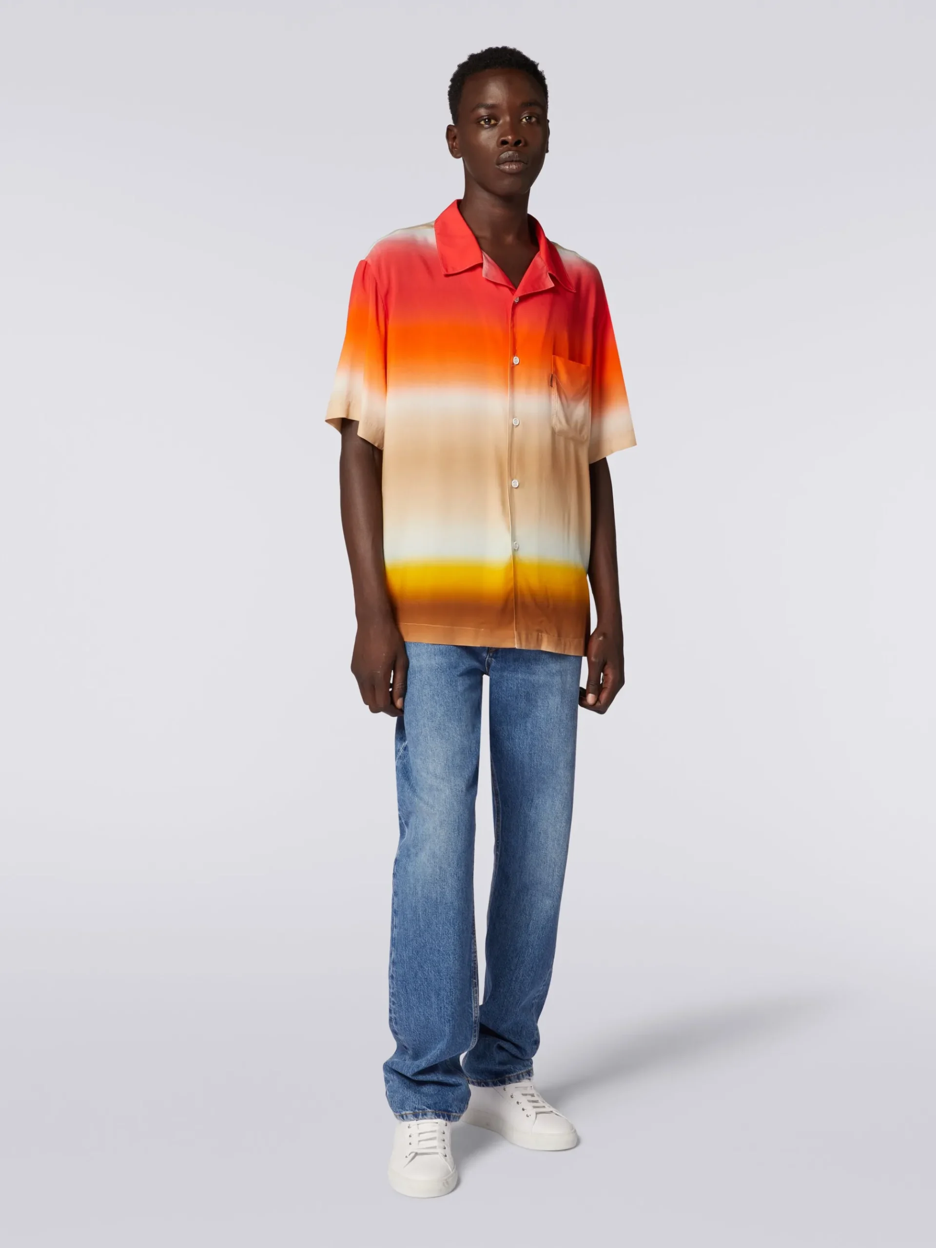 Short-sleeved shirt in dégradé viscose