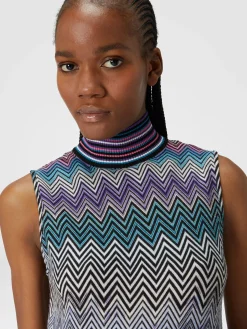 Sleeveless turtleneck top in zig zag wool