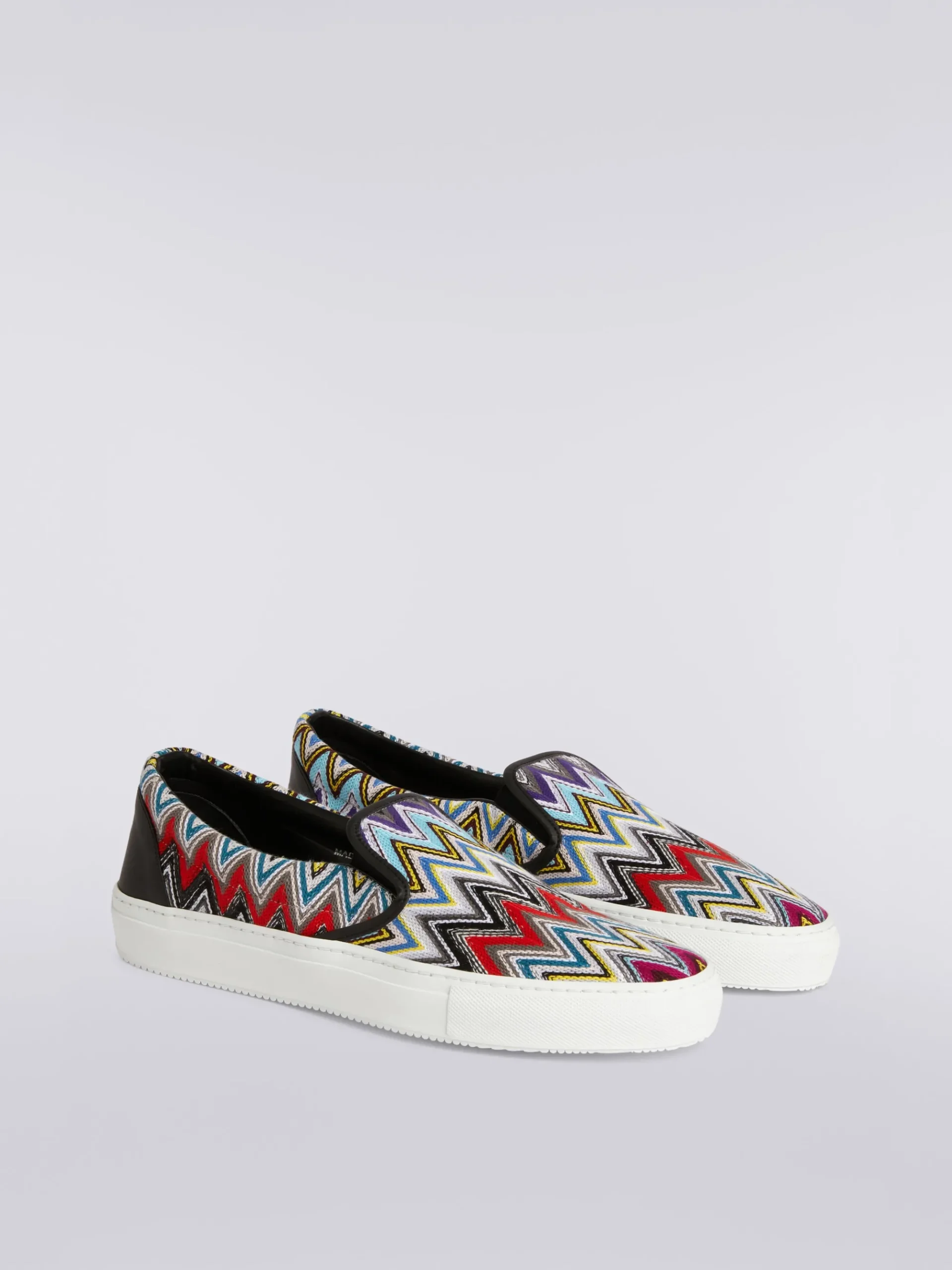 Slip-on trainers with multicoloured zigzag upper