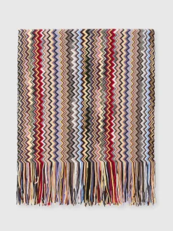 Slub knit shawl with fringes