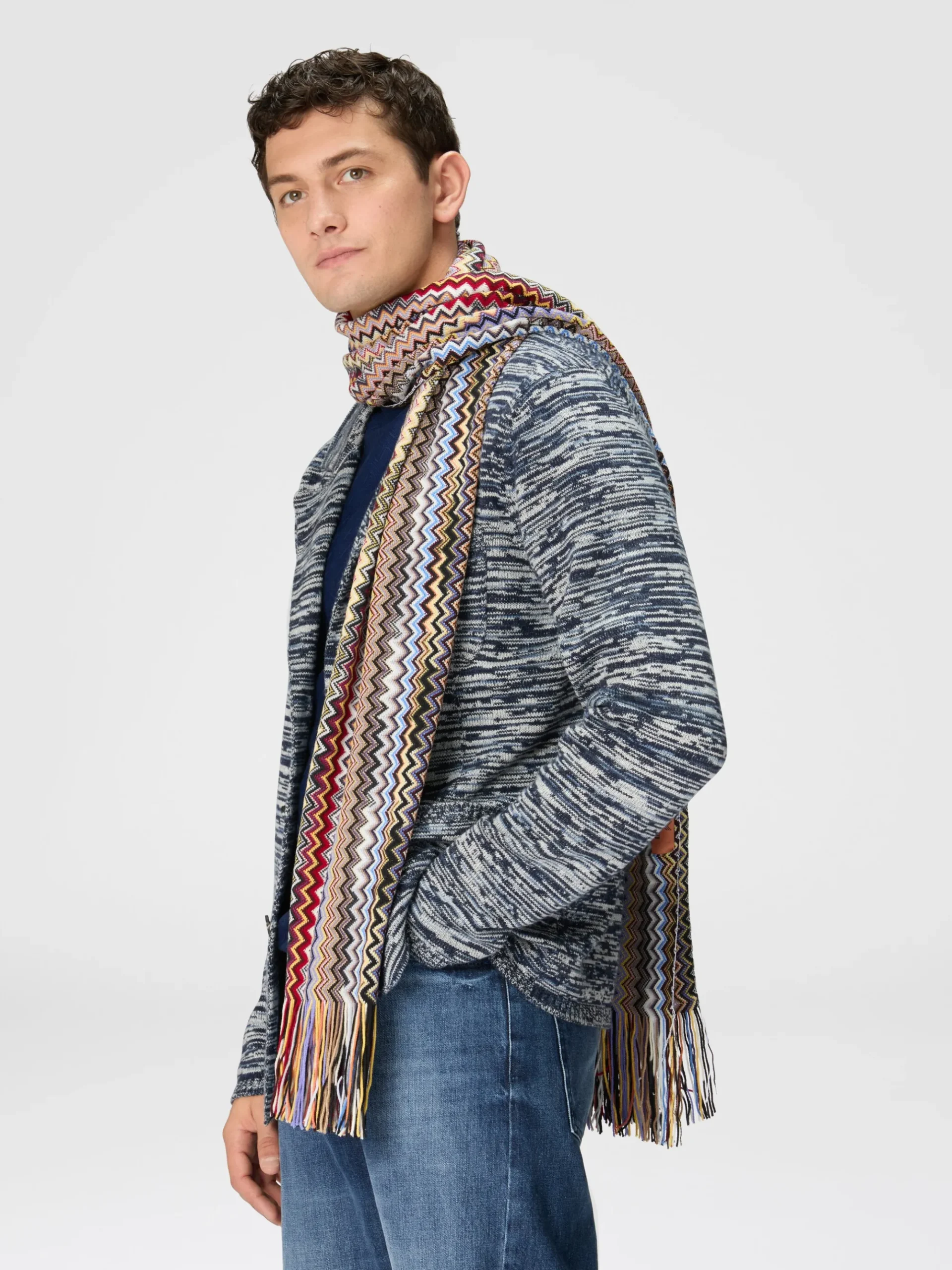 Slub knit shawl with fringes