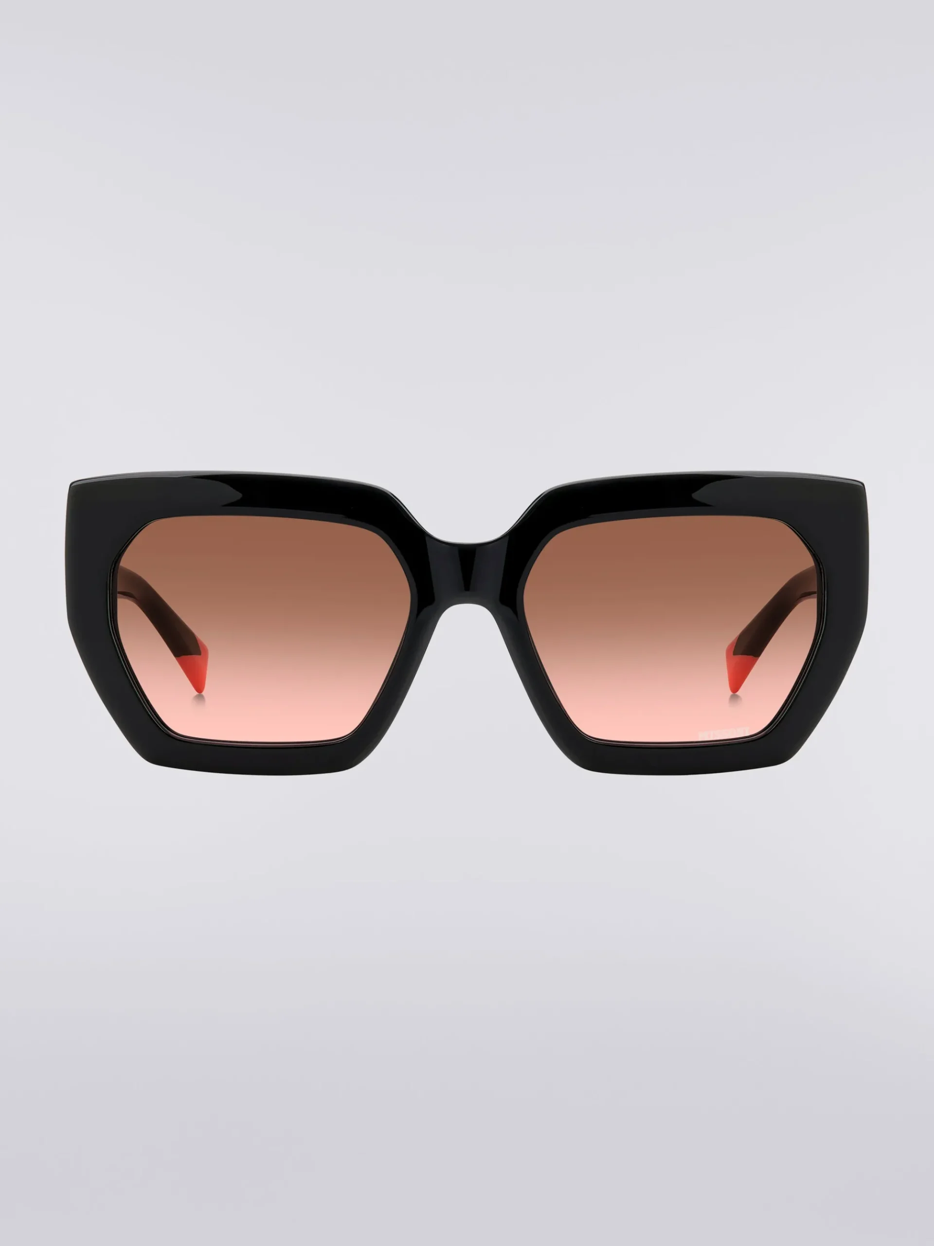 Square frame sunglasses with contrasting logo insert