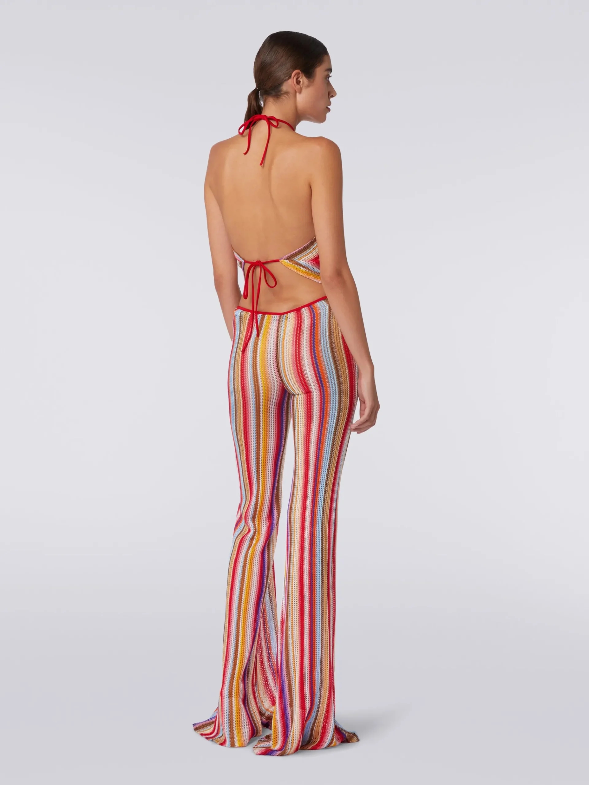 Striped crochet top with American neckline