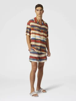 Swim shorts with gradient micro zigzag print