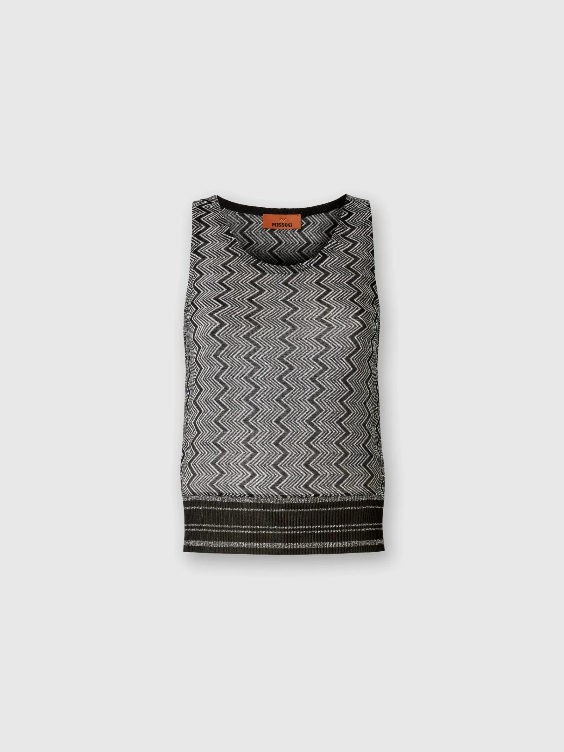 Top with zig zag lamé motif