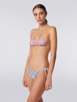 Triangle bikini in zigzag fabric