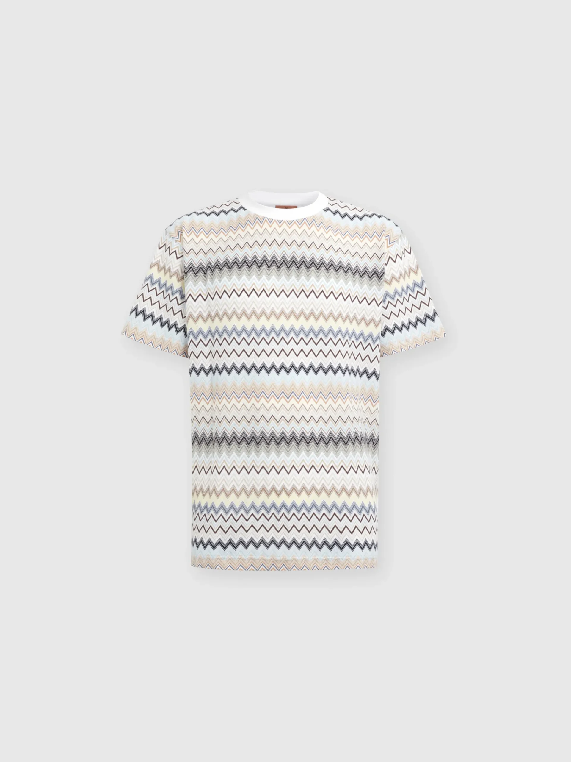 T-shirt with zig zag motif and back logo