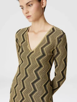 V-neck dress in lamé zig zag viscose