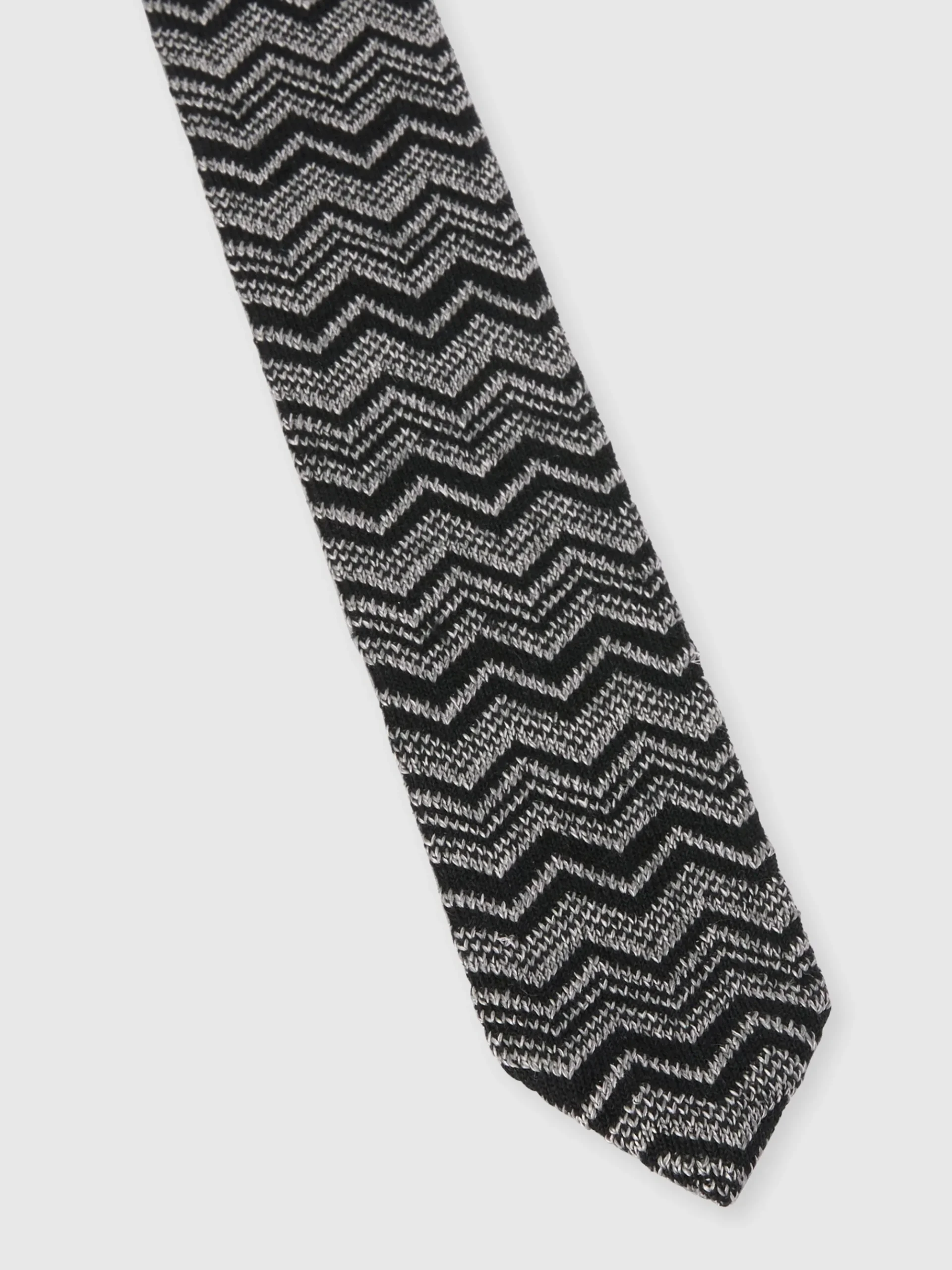 Wool and silk tie