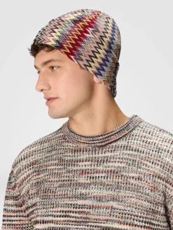 Wool beanie with vertical zigzags