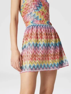 Wrap skirt in coated cotton-blend lace